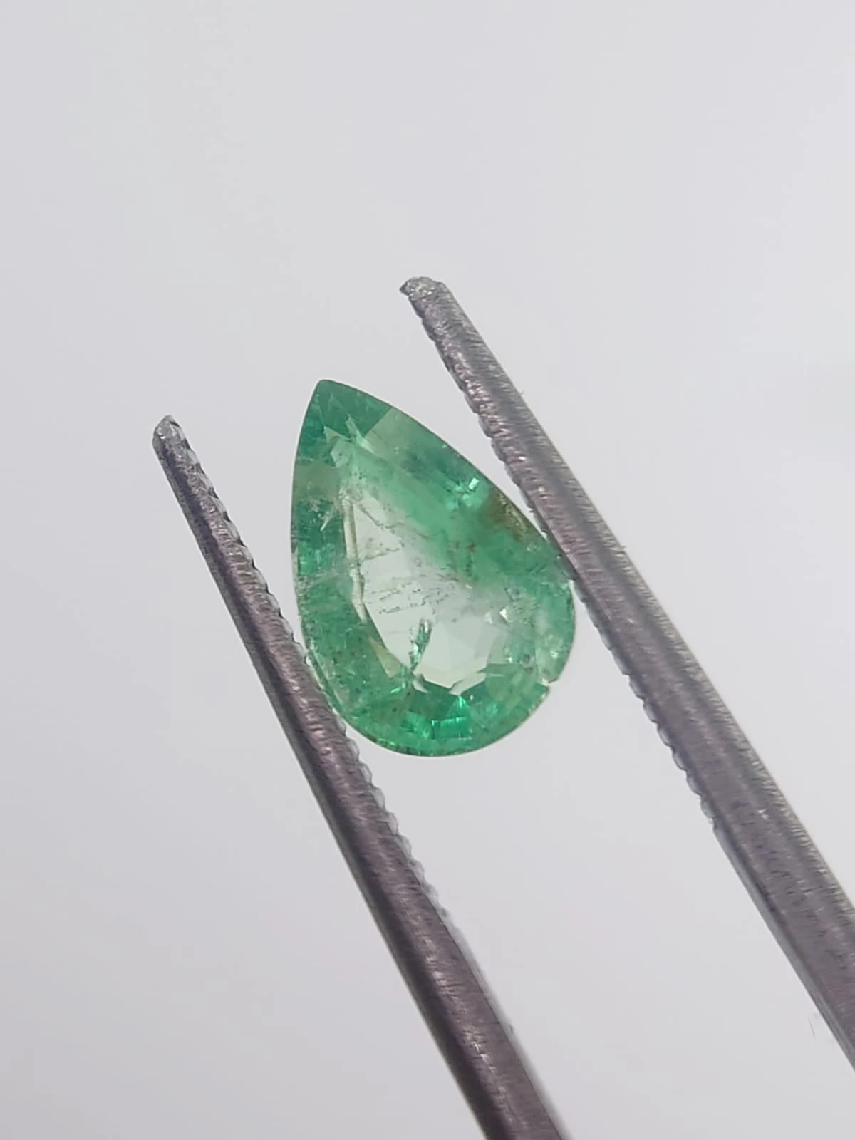 1.04ct Natural Emerald Pear Shape Loose Gemstone from Panjshir Afghanistan — view 4